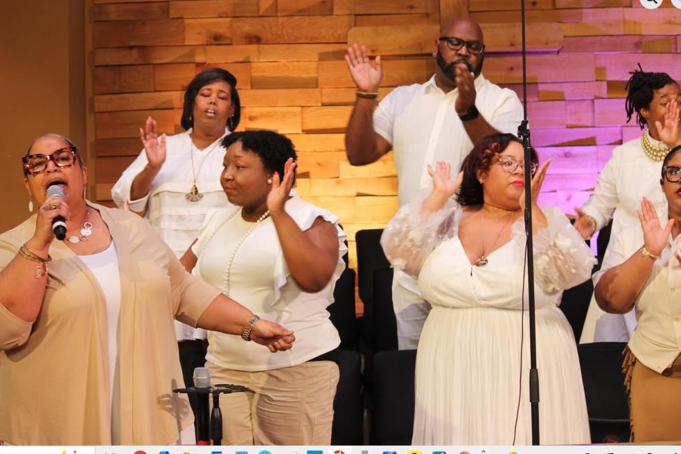 Contemporary Adult Choir in worship